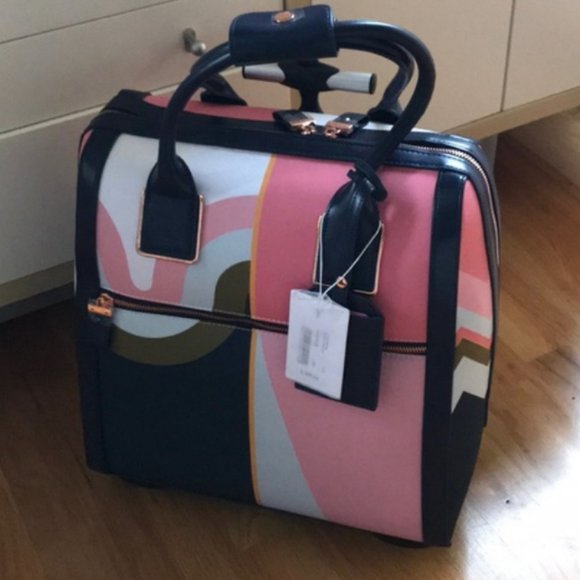 ISO: LOOKING TO PURCHASE: ted baker rolling suitcase travel bag luggage - Picture 5 of 7